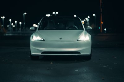 EV Económico vs Premium: Guía para tu Elección