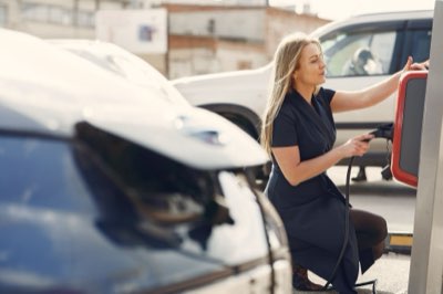 Guia de carros elétricos: como entender autonomia e bateria guide