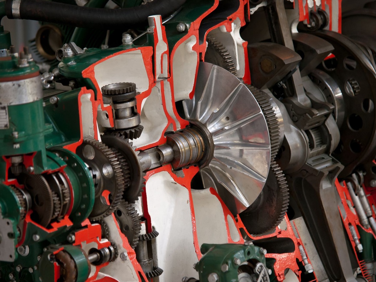 Efficienza 77%: guida ai vantaggi dei motori elettrici moder